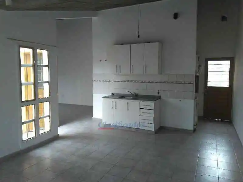 Arguello - Solares - Zona Donato Alvarez 8600