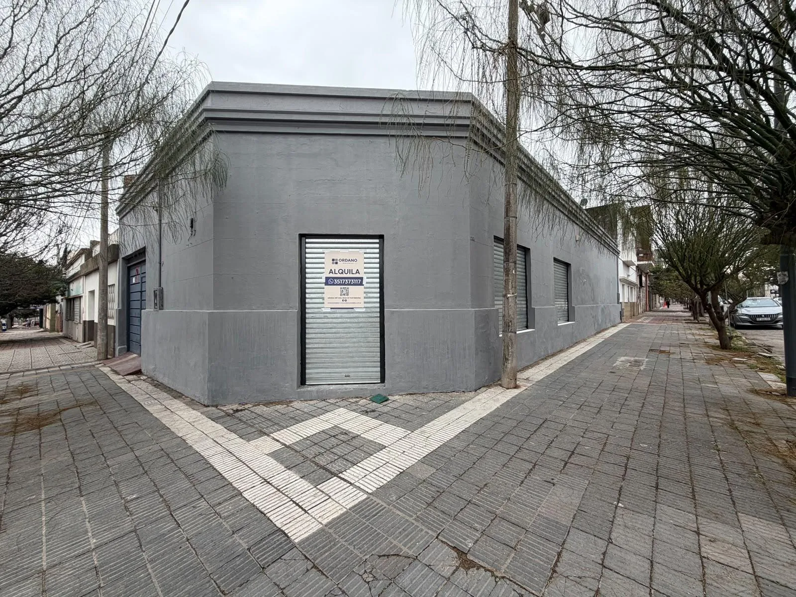 AMPLIO LOCAL COMERCIAL