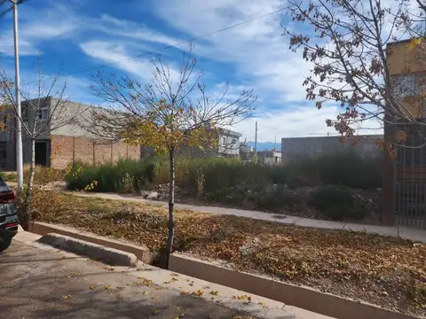Terreno en Venta en Luzuriaga, Maipú