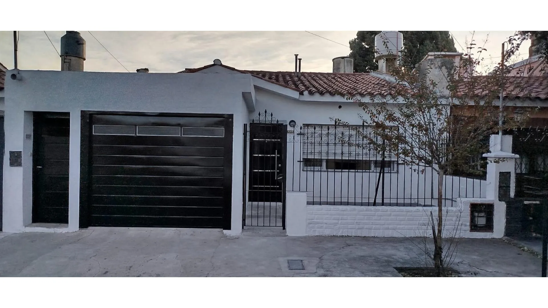 SE VENDE: CASA 2D. + DPTO 1D. RENTABILIDAD DEL 12,43% ANUAL.