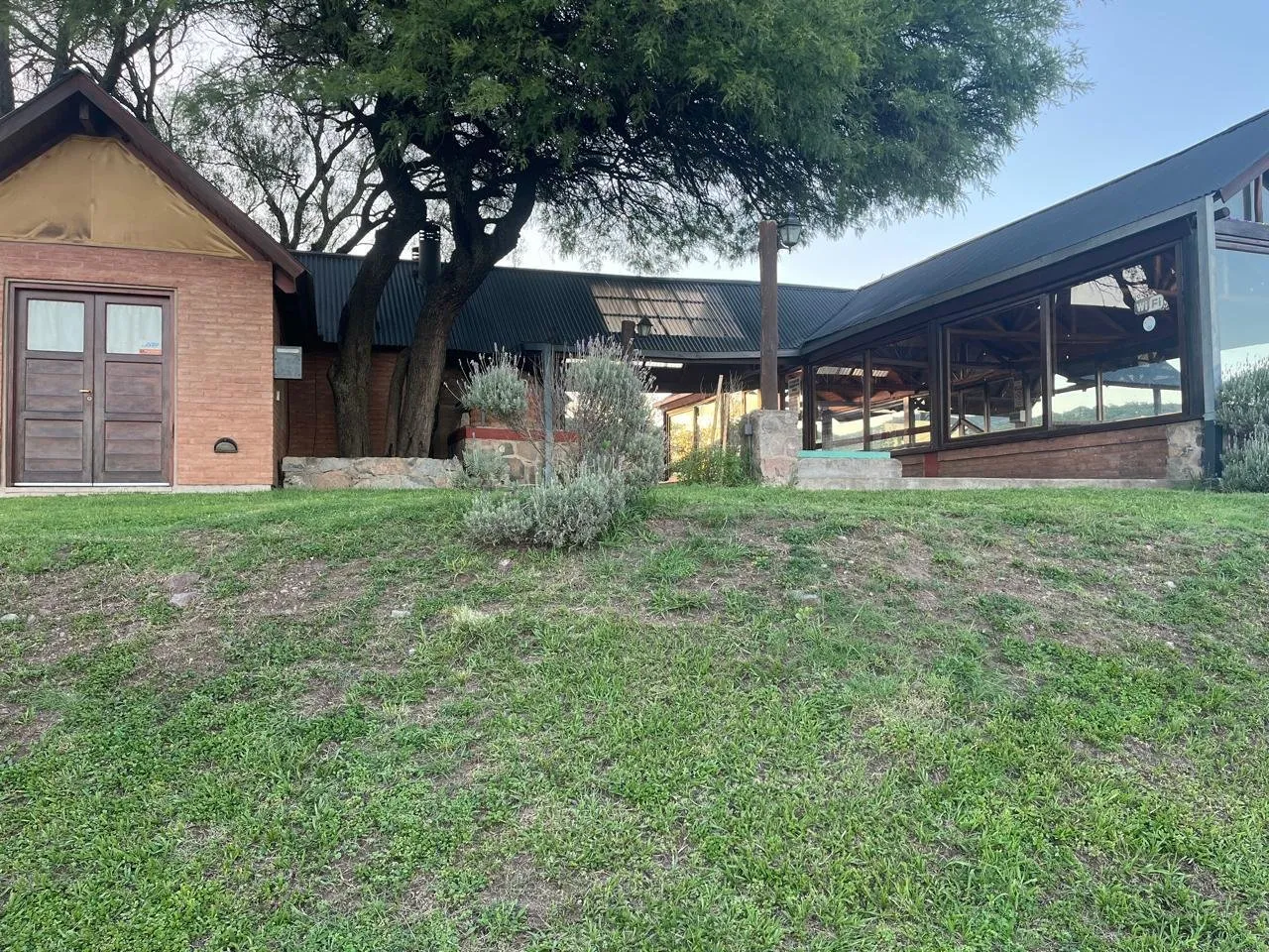 LOTE EN VENTA 3500 M2 en Country Corral de Barrancas, Unquillo.