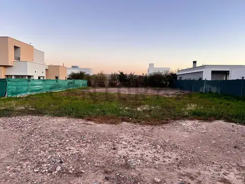Terreno en Venta en Lunlunta, Maipú