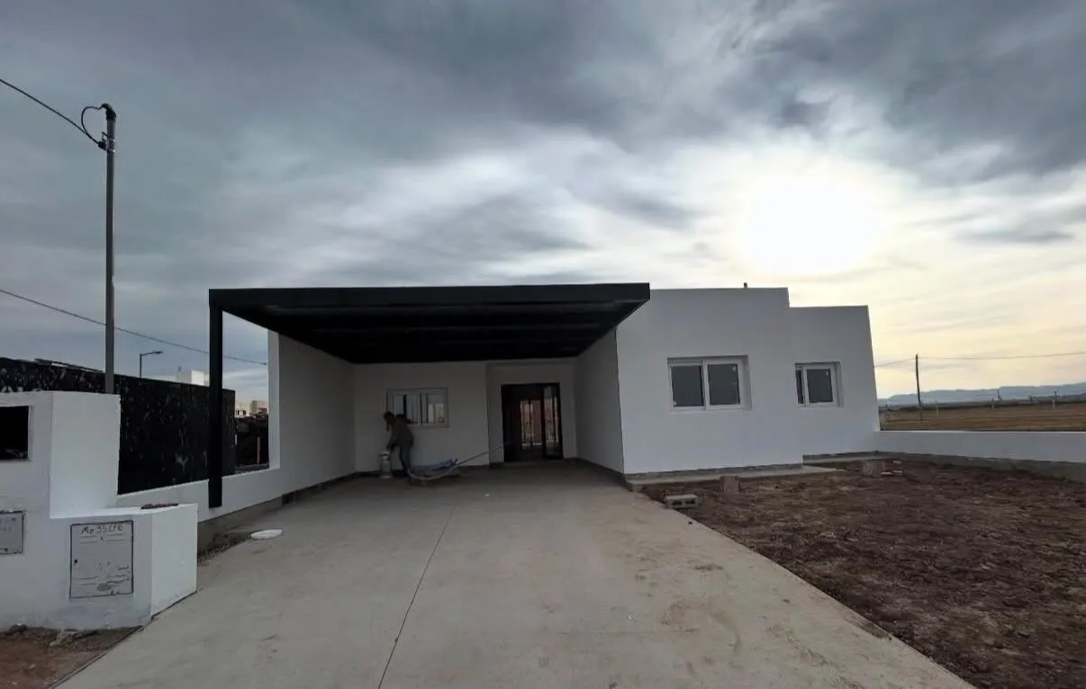 Casa en Venta - Barrio Brisas de Manantiales