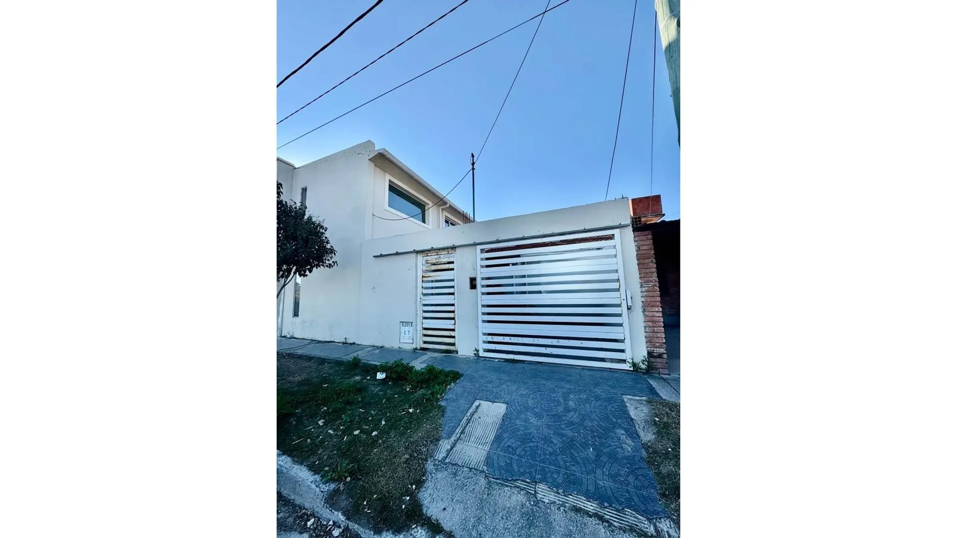 Exc casa 3 dor vta suite/gge/esc/jardin B° Gral Belgrano