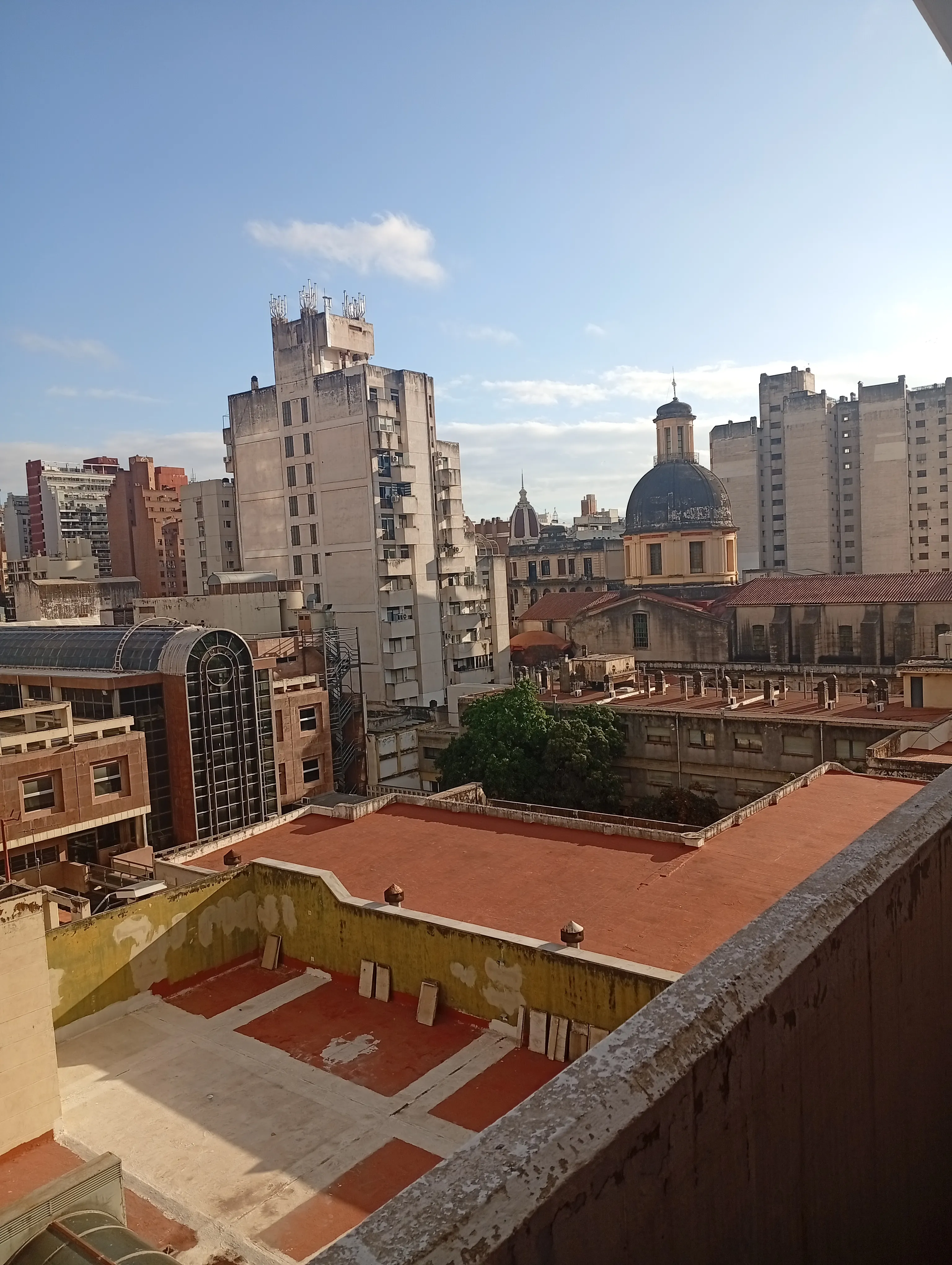 Alquilo frte 1 dormitorio balcon