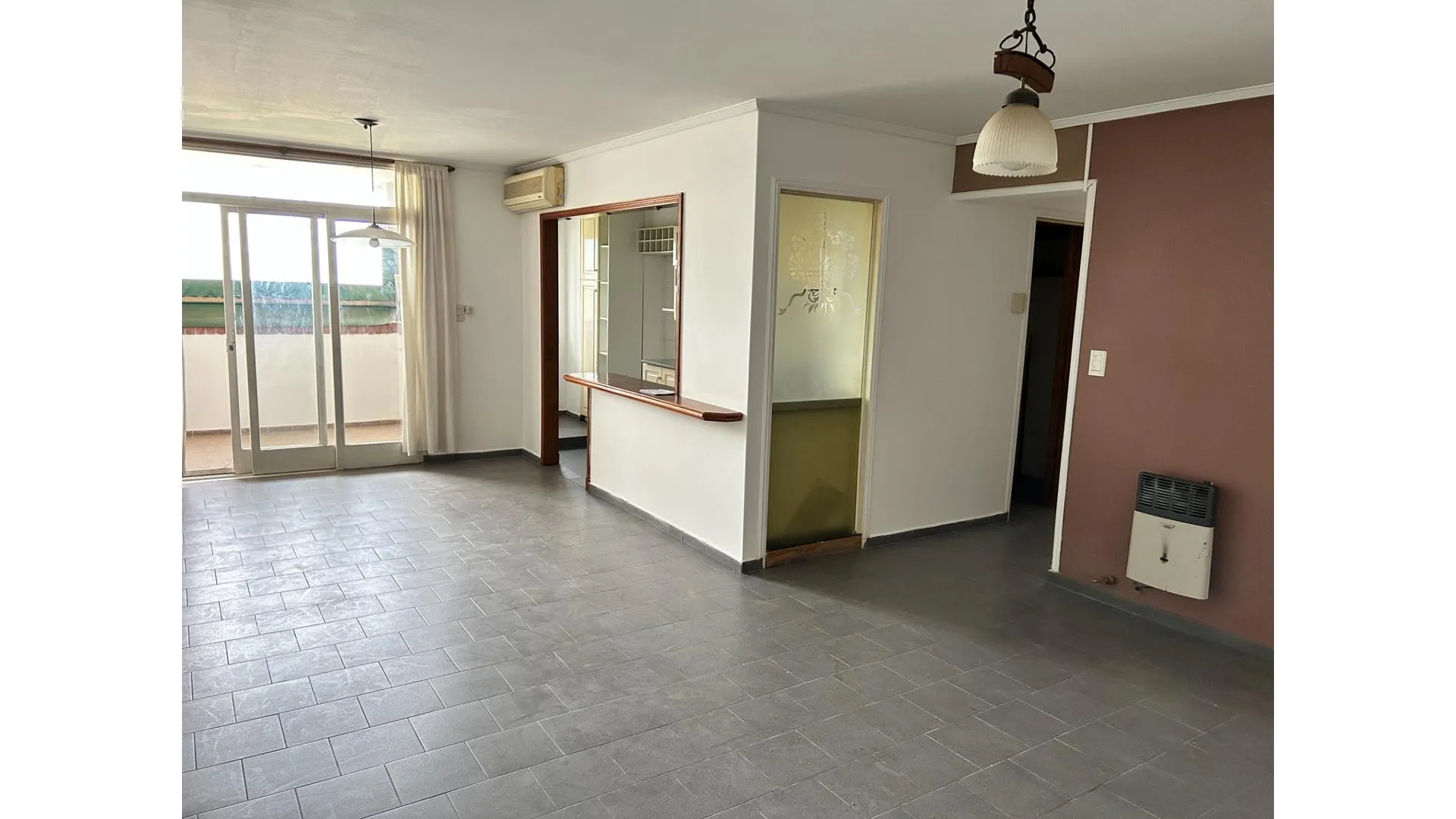 Departamento 3 Dormitorios + Cochera - Barrio Güemes