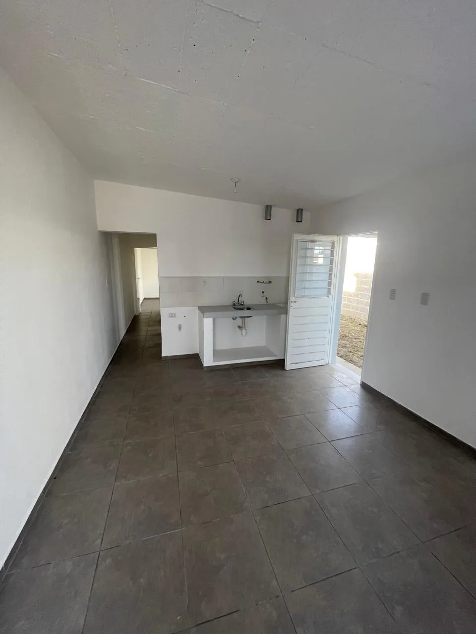 Casa en Alquiler de 2 Dorms.