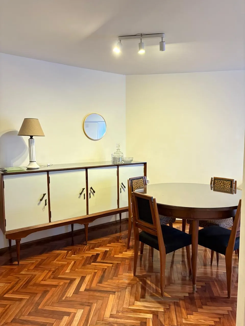 Alq.dpto c1 dorm.y terraza. AMOBLADO B Centro.