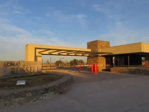 Terreno en Venta en Russell, Maipú