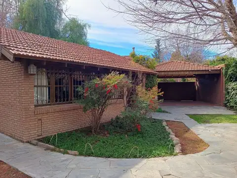 Casa en Alquiler en Lujan De Cuyo, Lujan de Cuyo