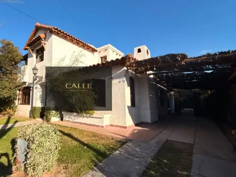 Casa en Venta en Villa Nueva de Guaymallen, Guaymallén
