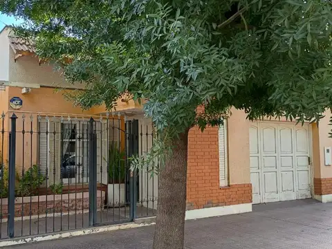 Casa en Venta en Rivadavia, Mendoza