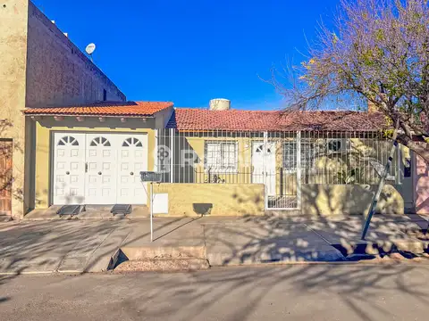 Casa en Venta en Luzuriaga, Maipú