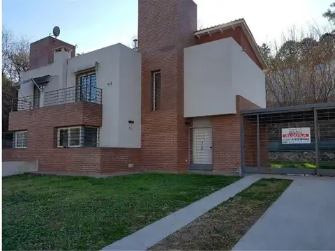 Casa en Alquiler en Arguello, Córdoba