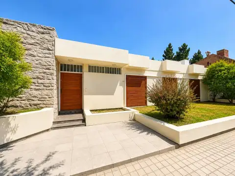 Casa en Alquiler en Cerro De Las Rosas, Cordoba