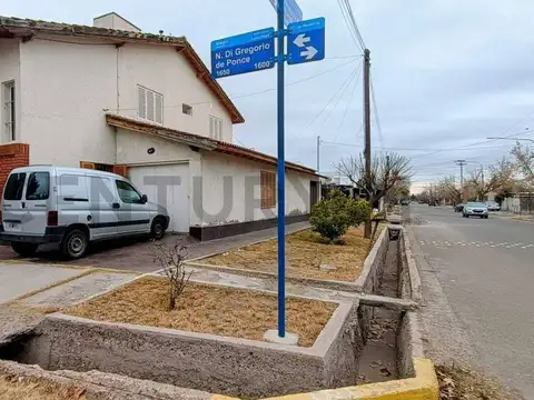 Casa en Venta en Luzuriaga, Maipú