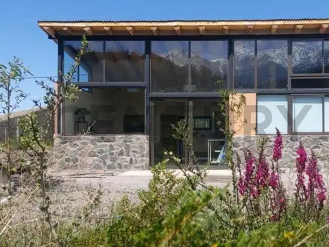 Casa en Venta en Potrerillos, Luján de Cuyo