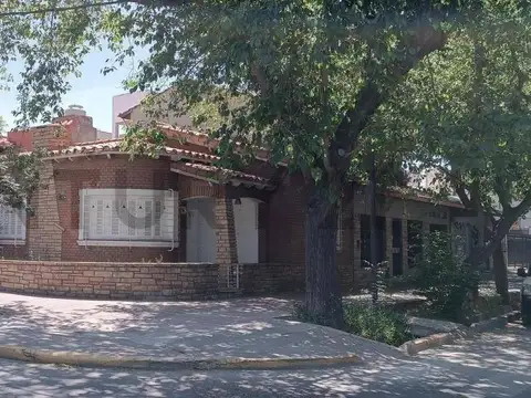 Casa en Venta en Quinta Sección, Mendoza