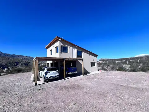 Casa en Venta en Potrerillos, Luján de Cuyo