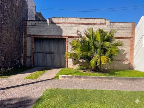 Galpón en Venta en Rogelio Martínez, Córdoba