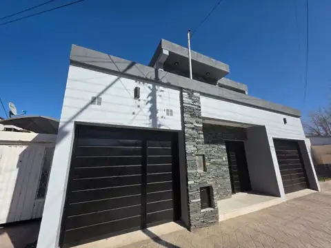 Casa en Venta en Luzuriaga, Maipú