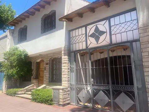 Casa en Venta en Sexta Sección, Mendoza