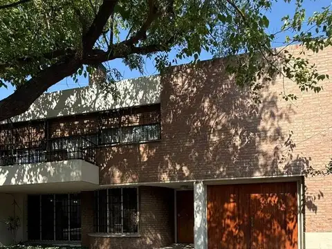 Casa en Venta en Mendoza, Capital