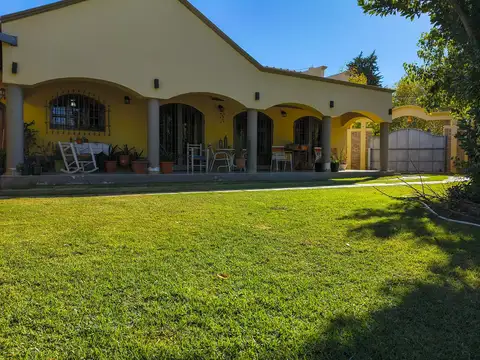 Casa en Venta en Rivadavia, Mendoza