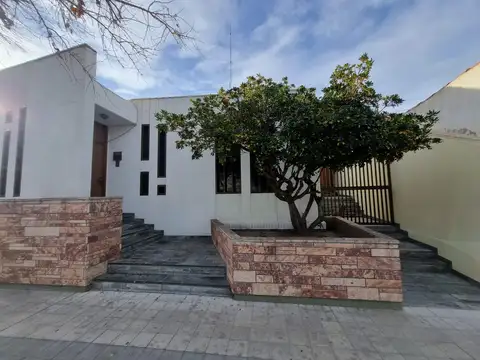Casa en Venta en Libertador Gral San Martin, San Martín