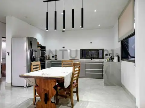 Casa en Venta en Lujan de Cuyo, Luján de Cuyo