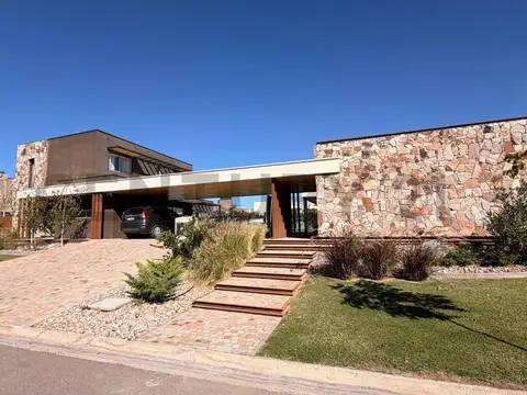 Casa en Venta en Lujan De Cuyo, Lujan de Cuyo