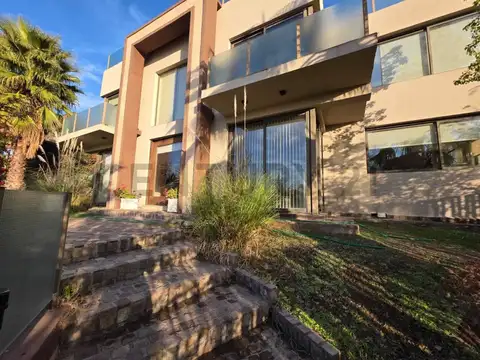 Casa en Venta en Lujan De Cuyo, Lujan de Cuyo