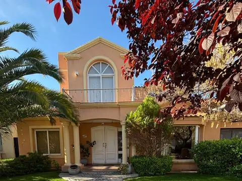 Casa en Venta en Countries y Barrios Cerrados en Godoy Cruz, Godoy Cruz