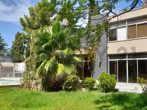Casa en Venta en La Puntilla, Lujan de Cuyo