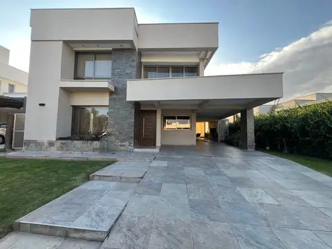 Casa en Venta en Rodeo de la Cruz, Guaymallén