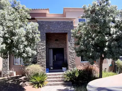 Casa en Venta en Godoy Cruz, Mendoza