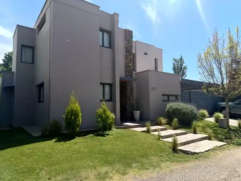 Casa en Venta en Lujan de Cuyo, Luján de Cuyo