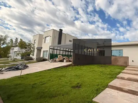 Casa en Venta en Lujan de Cuyo, Luján de Cuyo