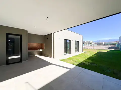 Casa en Venta en Lujan de Cuyo, Luján de Cuyo