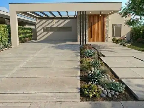 Casa en Venta en Mayor Drummond, Lujan de Cuyo