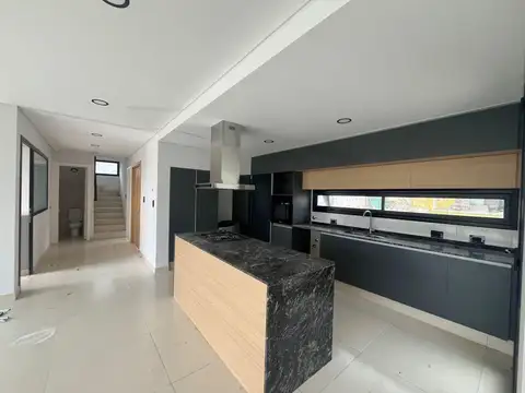 Casa en Venta en Lujan de Cuyo, Luján de Cuyo