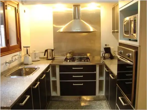 Casa en Venta en Mendoza, Capital