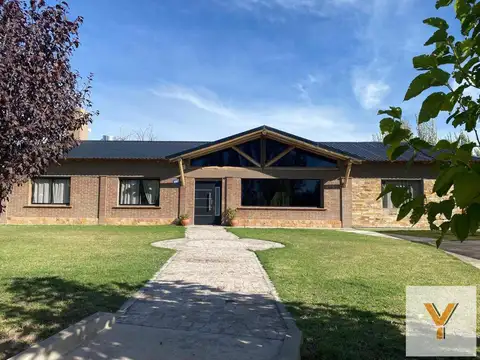 Casa en Venta en Rama Caida, San Rafael