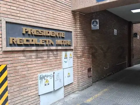 Cochera en Venta en Mendoza, Capital