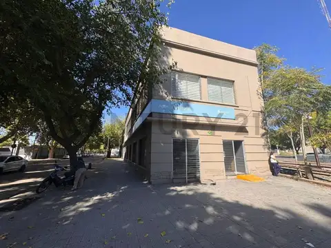 Oficina en Alquiler en Mendoza, Capital