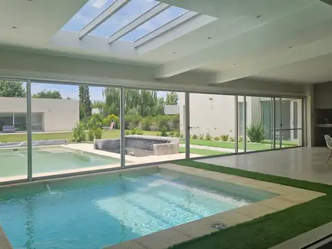 Casa en Venta en Puerto Roldan, Countries y Barrios Cerrados en Roldan