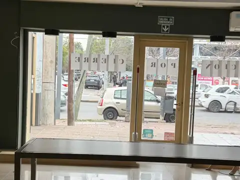 Local en Alquiler en Cerro De Las Rosas, Cordoba