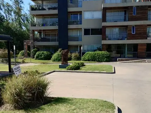 Cochera en Alquiler en Villa Belgrano, Cordoba