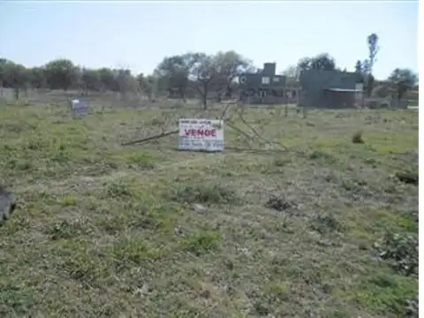 Terreno en Venta en Villa los Aromos, Santa María