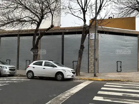 Local en Alquiler en Parque Patricios, CABA